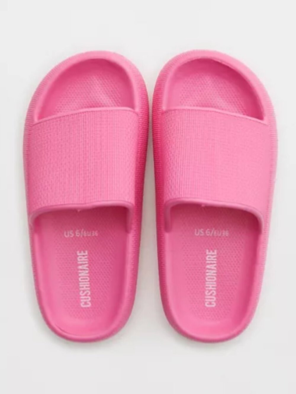 CUSHIONAIRE Women's Feather Cloud Recovery Slide Sandals‎ with +Comfort Size 7